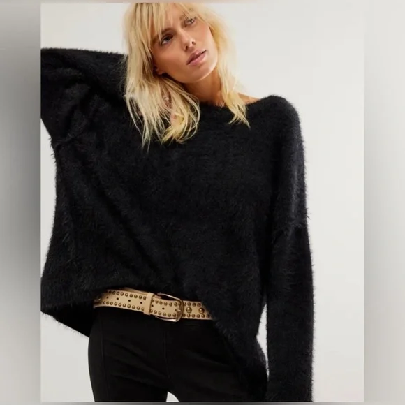 24. NWT Free People Harrison Bunny Crew - Picture 1 of 4